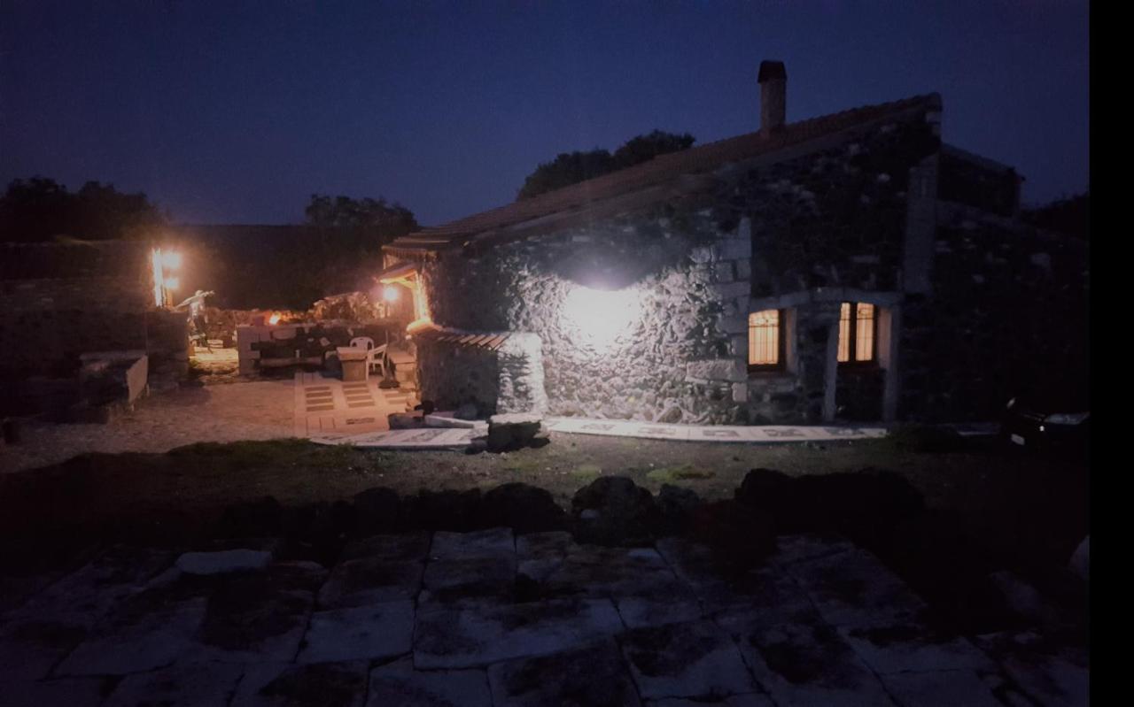 Su Montiju De Sa Falada Manna Cheremule Extérieur photo
